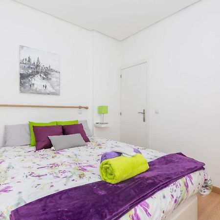 Apartamento Atico Las Letras - Alojamiento De Temporada Madrid Luaran gambar
