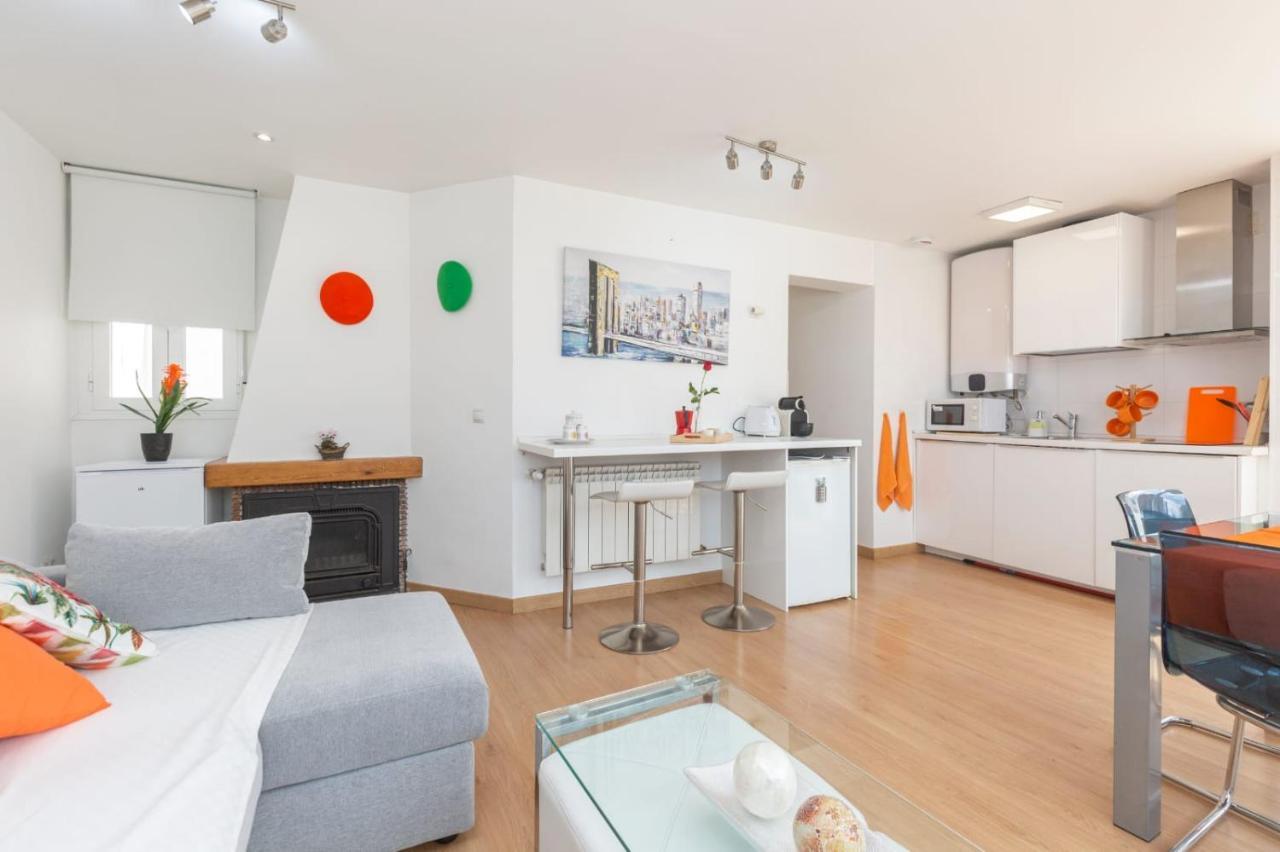 Apartamento Atico Las Letras - Alojamiento De Temporada Madrid Luaran gambar