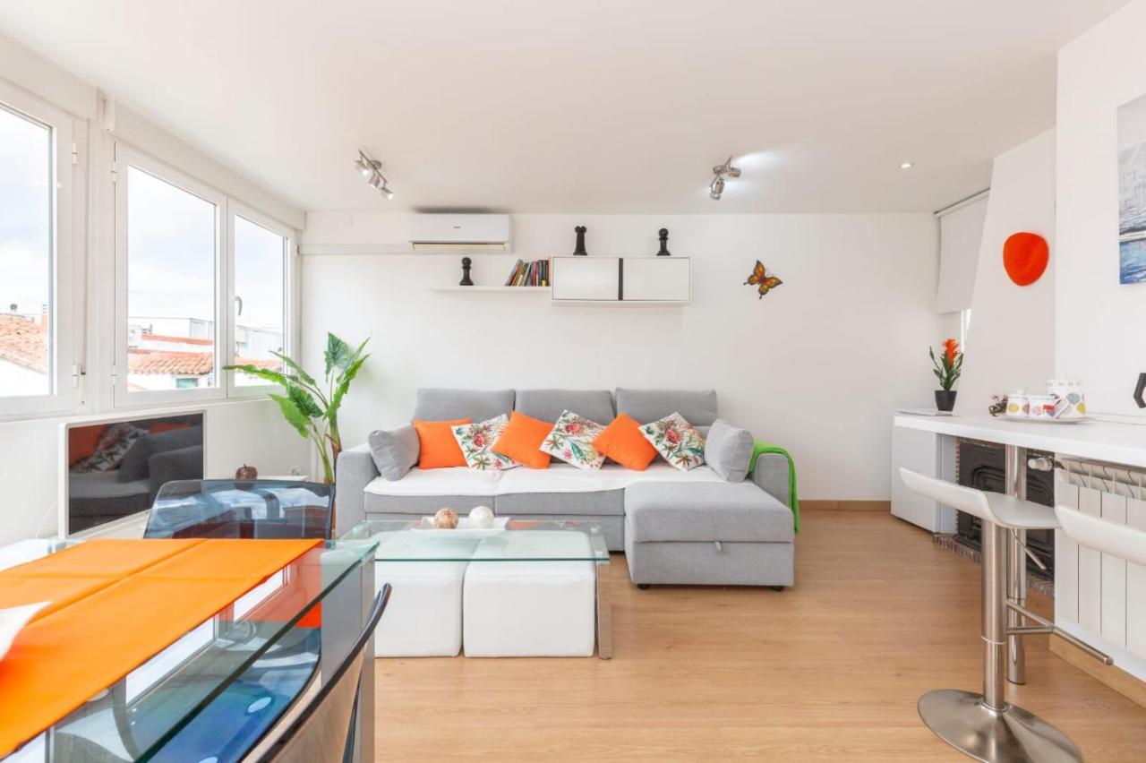 Apartamento Atico Las Letras - Alojamiento De Temporada Madrid Luaran gambar